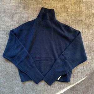Alo cashmere turtleneck in navy